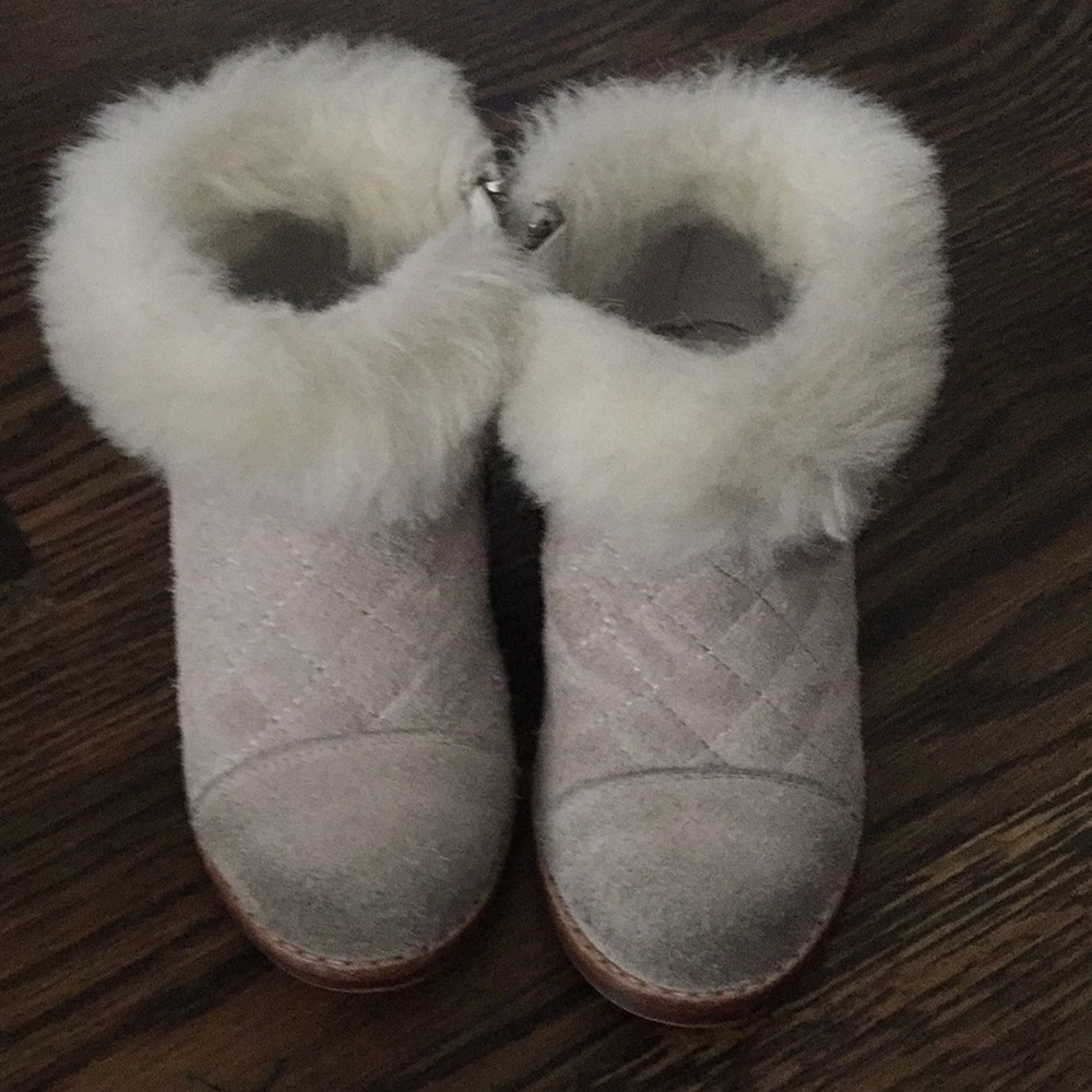 Janie and Jack faux fur boots